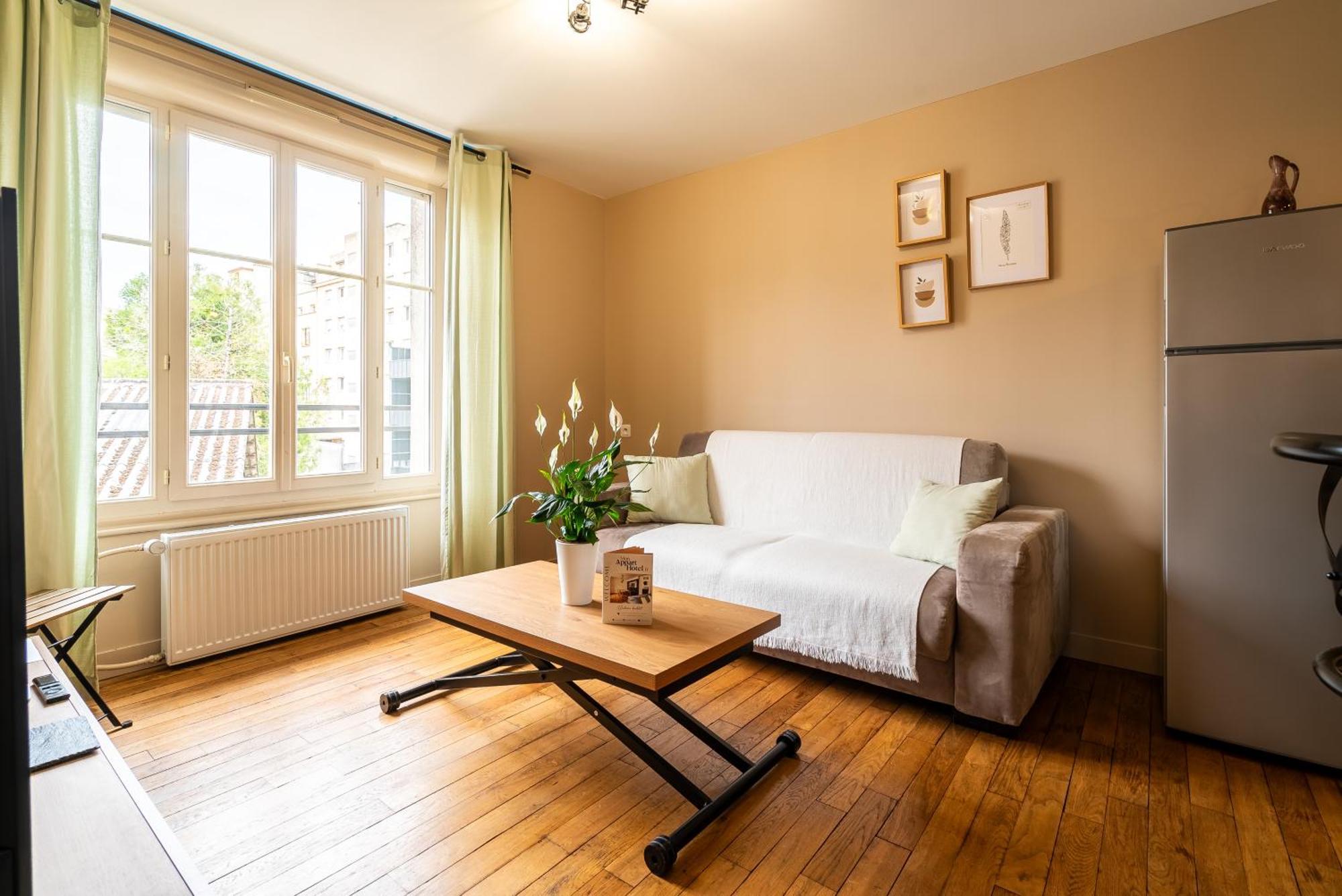 Mon Appart'Hotel - Gare De Limoges - Appartement Familial - Parking En Supp Exteriér fotografie